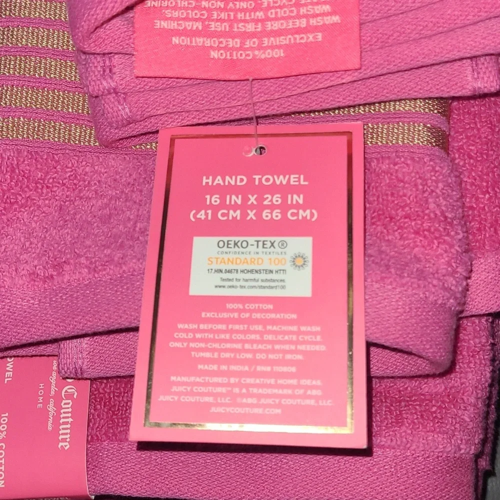 NWT Juicy Couture Bath Towel Set